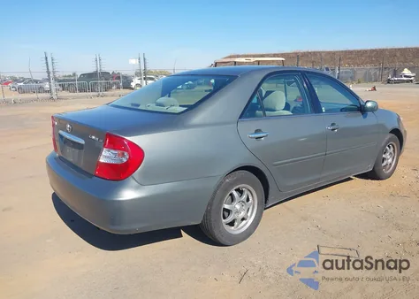 2004 Toyota Camry Le from USA, damaged, VIN 4T1BE32KX4U266646